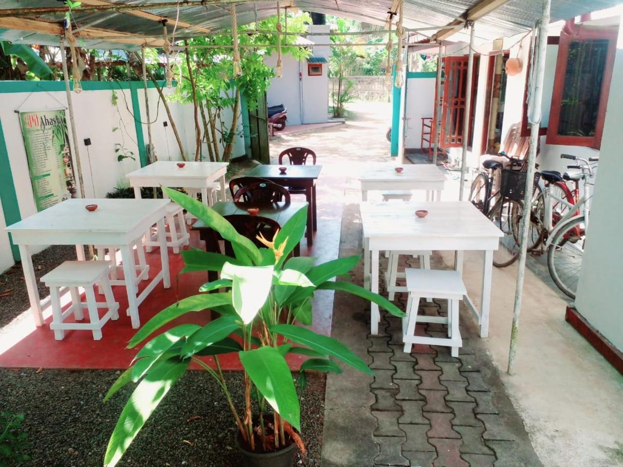 Bakery Family Guest House Mirissa Exteriér fotografie